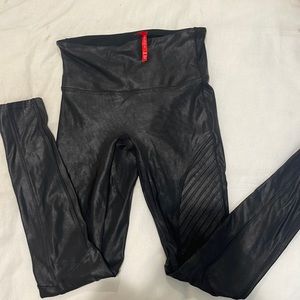 Spanx Faux Leather Moto Black leggings size medium